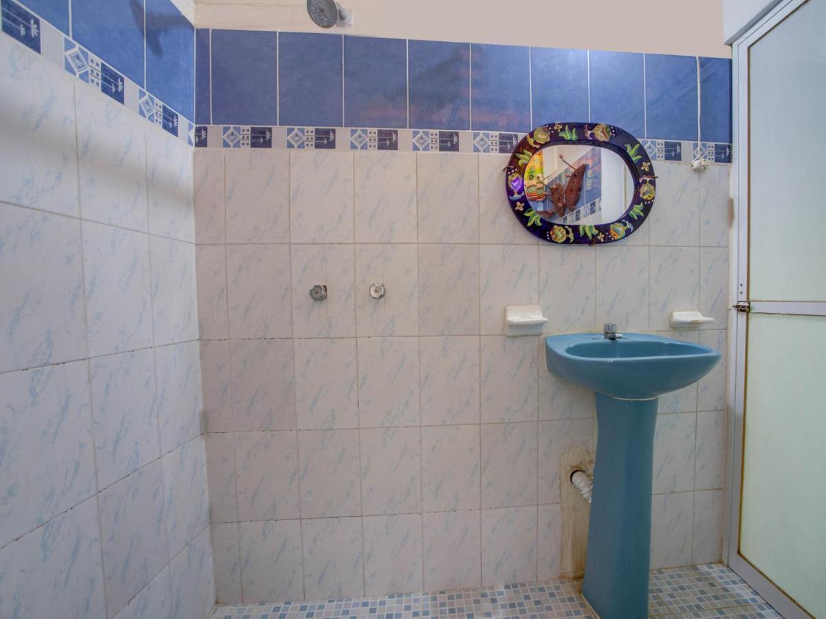 Oyo Hotel Casa Ada Zihuatanejo Buitenkant foto